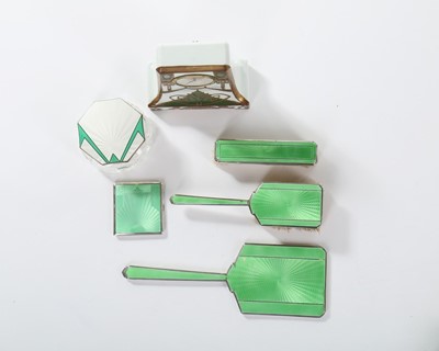Lot 193 - A porcelain art-deco timepiece and assorted...