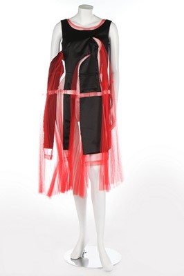 Lot 216 - A Commes des Garçons red tulle and black satin...