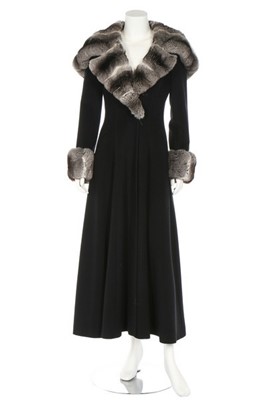 Lot 16 - A Maximilian Meerstein cashmere-blend coat...