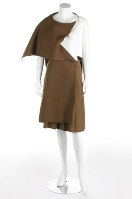 Lot 239 - A Junya Watanabe/Comme des Garçons brown wool...