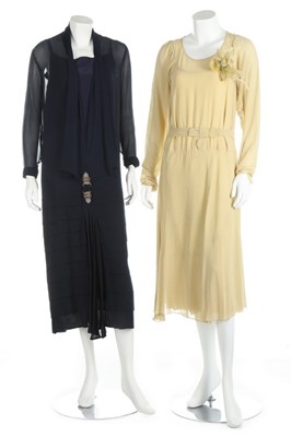 Lot 36 - 1930s evening and dinner-wear, approx. 17...