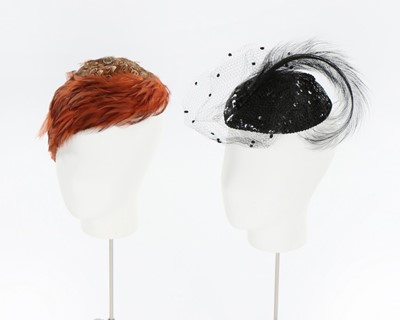 Lot 52 - A group of ladies hats, mainly 1940s,...