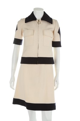 Lot 121 - A Pierrre Cardin navy and white wool suit,...