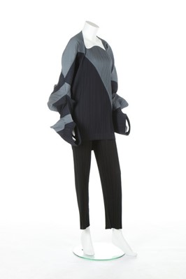 Lot 204 - An Issey Miyake Rhythm Pleats curved polyester...