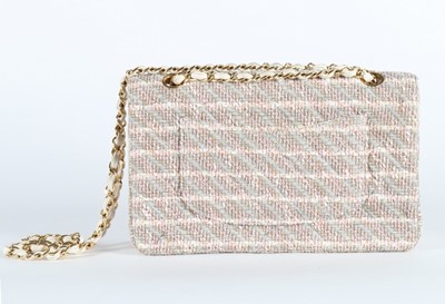 Lot 9 - A Chanel tweed double flap bag, 2003, stamped...