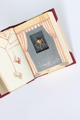 Lot 10 - A large collection of Lina Fanouraki gold...