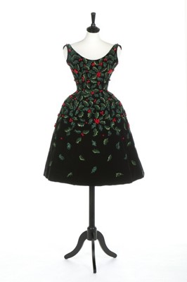 Lot 81 - A Pierre Balmain couture embroidered cocktail...
