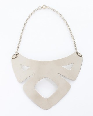 Lot 120 - A Pierre Cardin polished chrome necklace,...