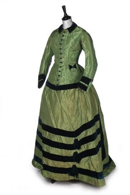 green dress arsenic Lot 259 Leading Lady