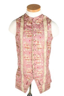 Lot 40 - A gentleman's brocaded silk waistcoat, circa...