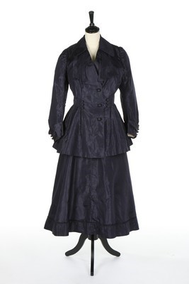 Lot 78 - A rare 'Au Bon Marché' midnight blue taffeta...