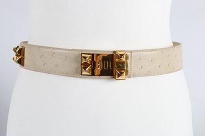 Lot 220 - An Hermès cream ostrich leather Collier de...