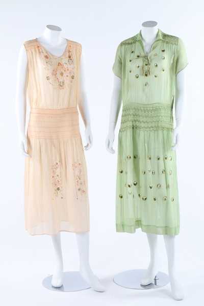 Lot 69 - A general group of women's clothing, including...