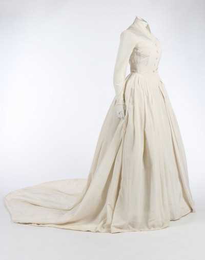 Lot 70 - A Woolands of Knightsbridge copy of a Dior...