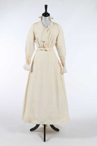 Lot 93 - A group of ivory/white garments, including...