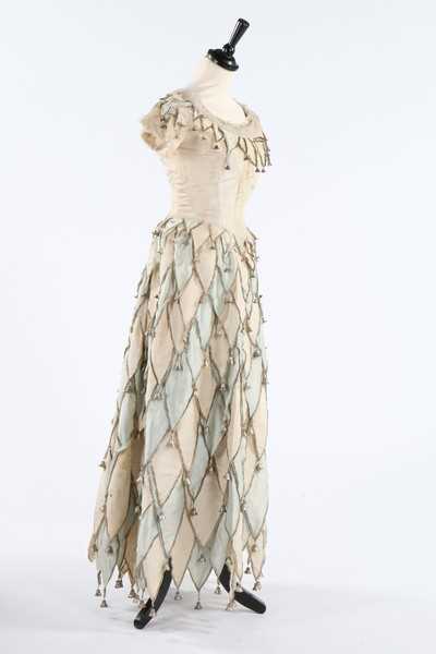 Lot 178 - A Madame Didier 'Columbine' fancy dress...