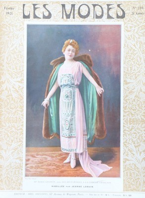 Lot 260 - Les Modes, 1910-21, comprising: 1920 issues...