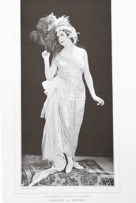 Lot 260 - Les Modes, 1910-21, comprising: 1920 issues...