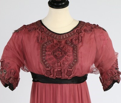 Lot 263 - A Madame Arnaud of Chambery rose pink silk...
