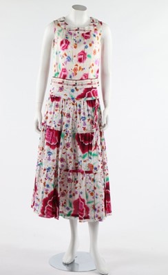 Lot 352 - A Chanel printed floral Manilla-shawl pattern...