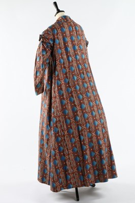 Lot 34 - Four printed cotton deshabille or morning...