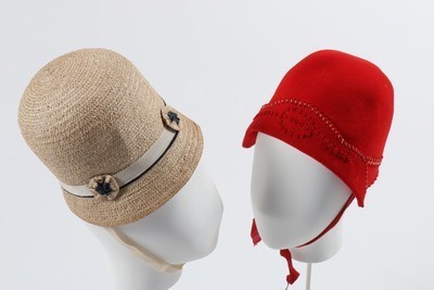 Lot 21 - A group of children's hats, 1920s, approx 24...