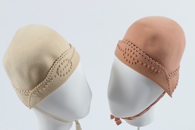 Lot 21 - A group of children's hats, 1920s, approx 24...