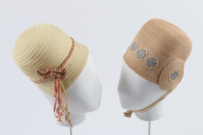 Lot 21 - A group of children's hats, 1920s, approx 24...