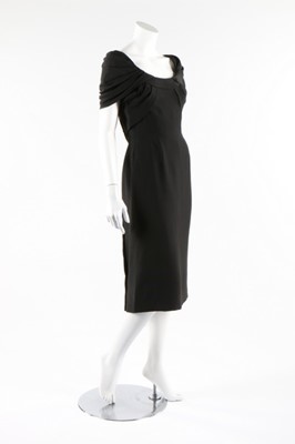 Lot 1 - A Pierre Balmain couture black silk crepe...
