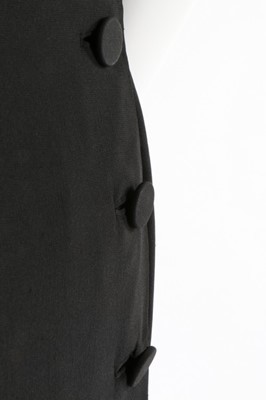 Lot 1 - A Pierre Balmain couture black silk crepe...
