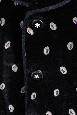 Lot 209 - Gentlemen's waistcoats, comprising: ivory silk...