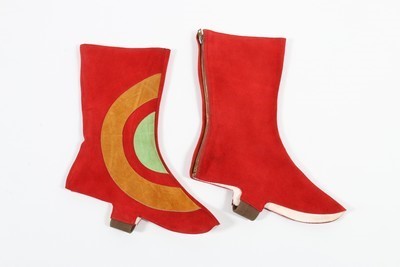 Lot 39 - Three pairs of 'moon boot' suede spats, mid...