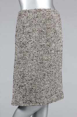 Lot 78 - A group of smart designer clothing, comprising:...
