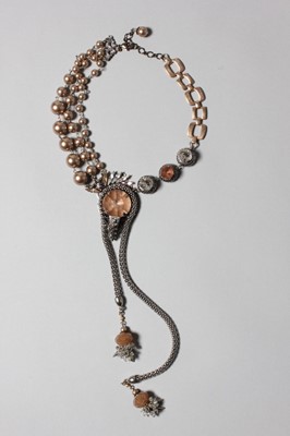 Lot 193 - An Erickson Beamon pearl beaded and silver...