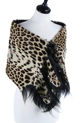 Lot 70 - A Paquin leopard skin stole, 1924, narrow...