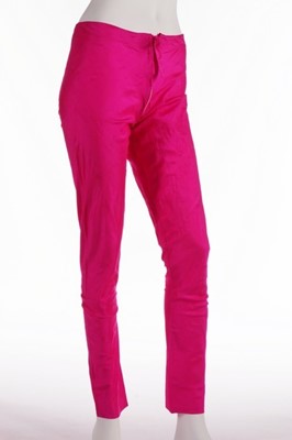 Lot 92 - A pair of shocking pink silk pedal pushers and...