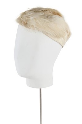 Lot 182 - A Jeanne Lanvin ivory satin and feather hat,...